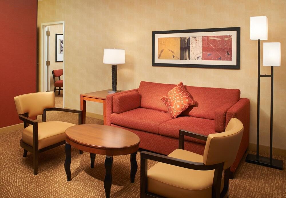 Courtyard By Marriott Chicago Naperville Exteriör bild