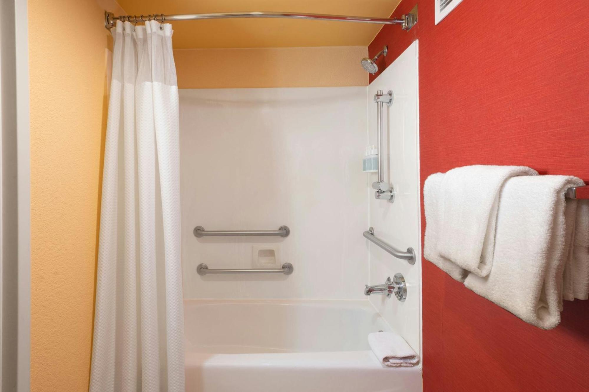 Courtyard By Marriott Chicago Naperville Exteriör bild