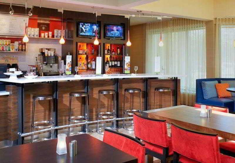 Courtyard By Marriott Chicago Naperville Exteriör bild